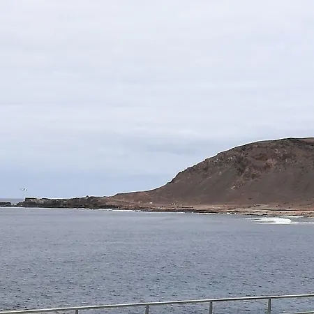 Enjoy Canteras شقة